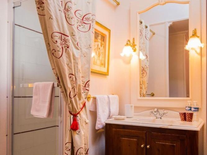 Le Prieure Saint Agnan Hotel Cosne-sur-Loire Szoba fotó