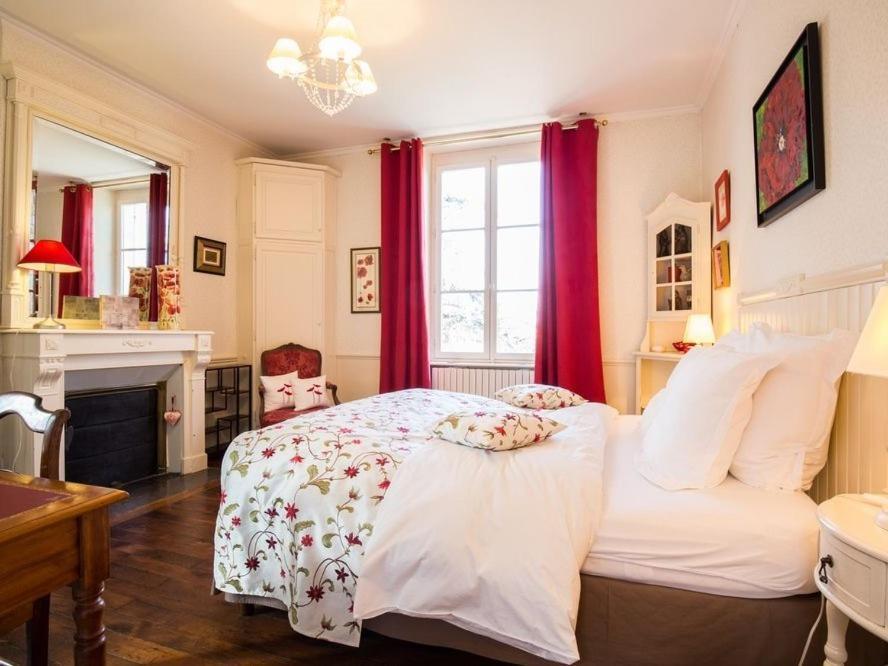 Le Prieure Saint Agnan Hotel Cosne-sur-Loire Szoba fotó